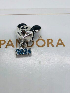 PANDORA Disney Mickey Mouse charm S925 Silver Charm